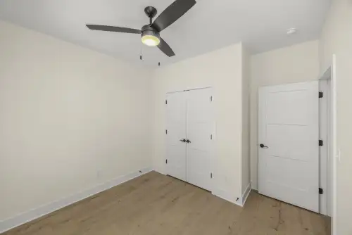 3805 Dr