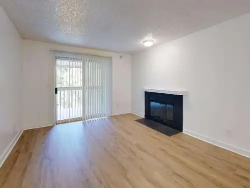 Ellyson Apartment Homes