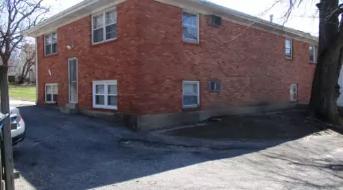 320 E Vernon Ave