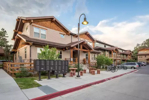 Carriage House Apartments