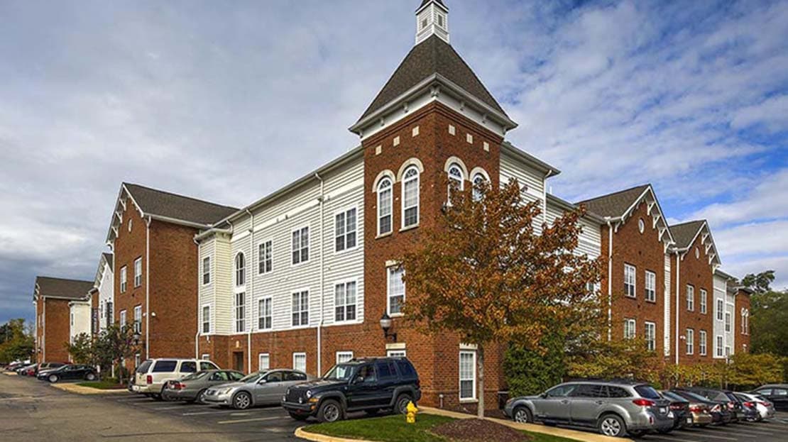 Peninsular Place Apartments