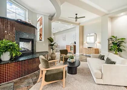 River House Apartments