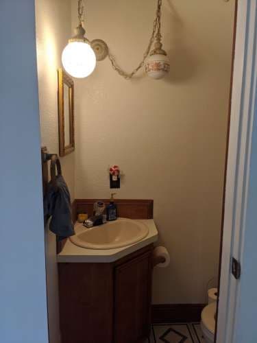 702 Sylvan Pl