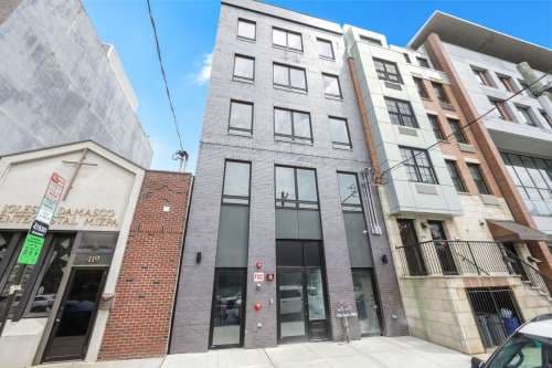 417 Jackson St