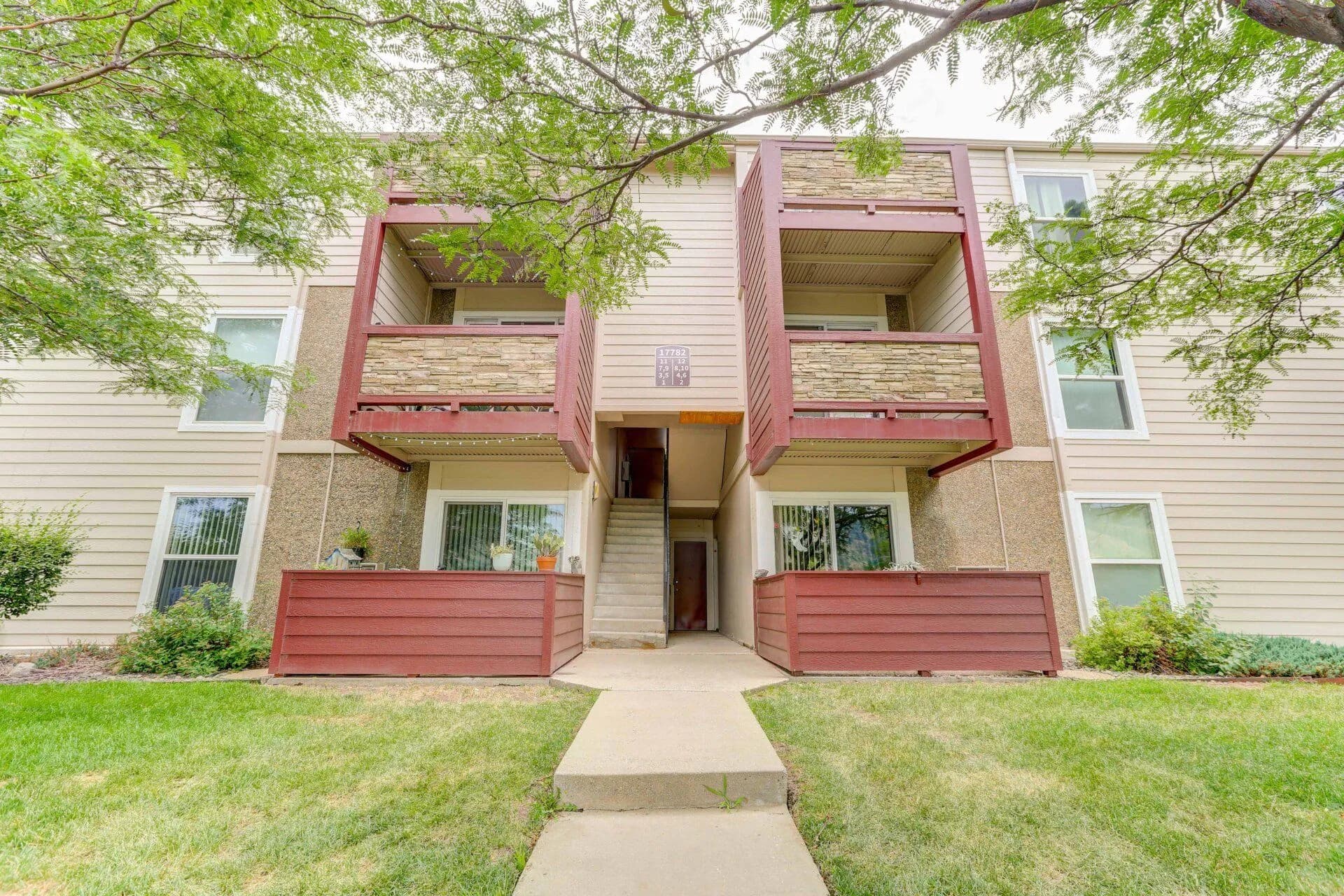Summit View Village Apartments