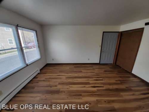 2005 Eastman Ave