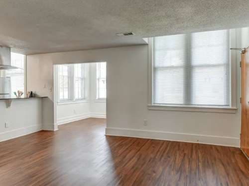 Broadway Apartments