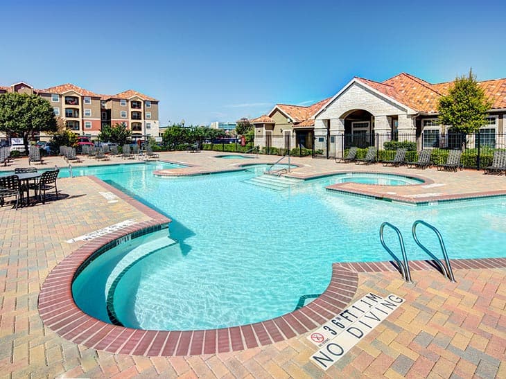 University Pointe
