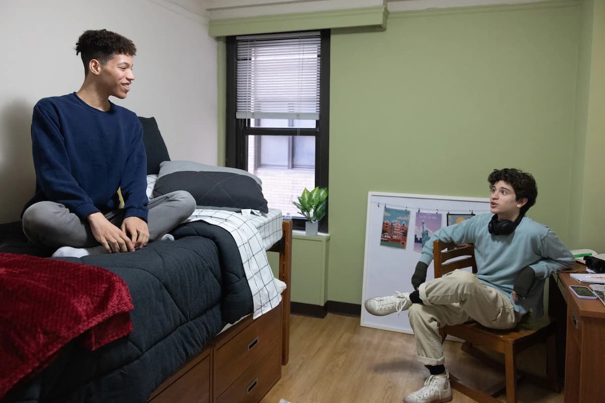 EHS New Yorker Residence