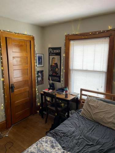 5-Bedroom House Close to U of M Campus