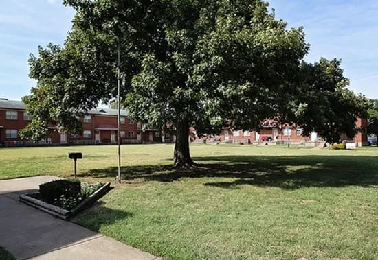 Campus Court Apartments