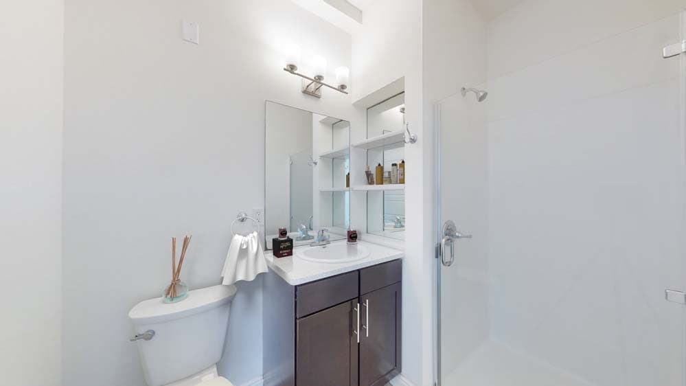 RU Living – 12 Bartlett (2 Bedroom)
