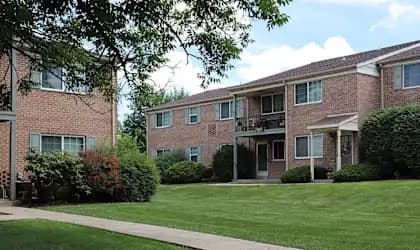 Cedar Glen Apartments