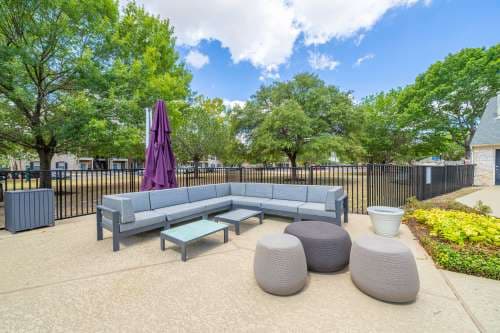 River Oaks Villas Apartments