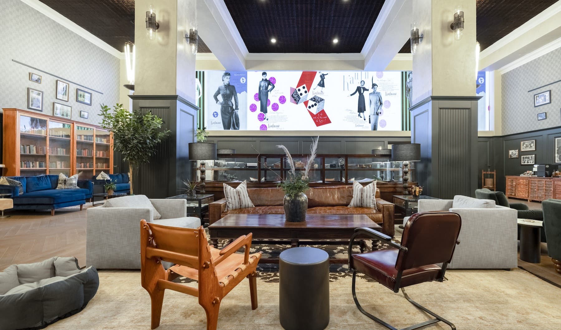 Kaufmann's Grand on Fifth