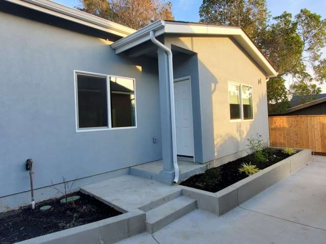 432 Grand Avenue