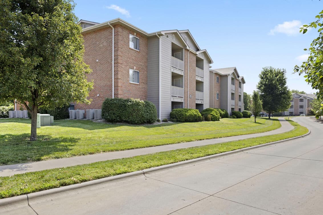 Pebblebrook Apartments