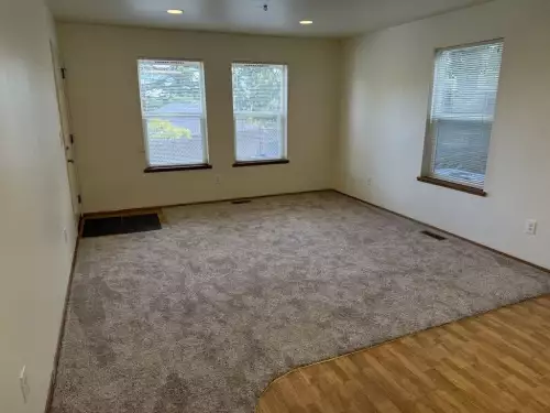 Pine Terrace Apartments