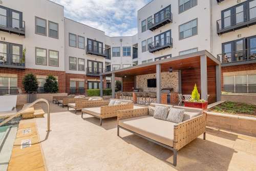 2929 Wycliff