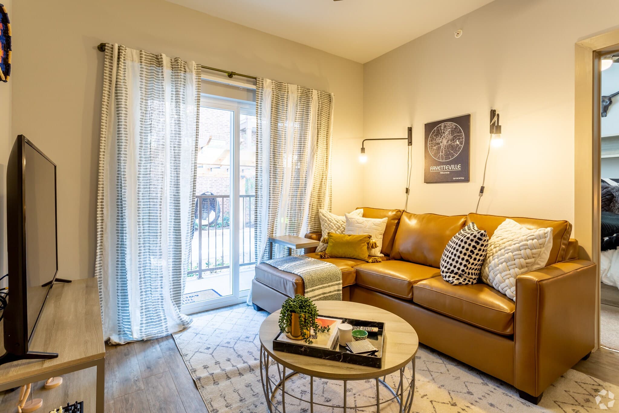 The Locale Fayetteville | Student Housing