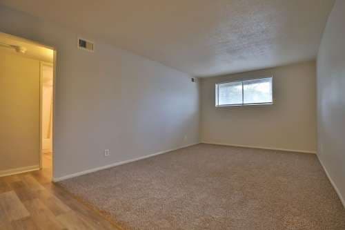 Hollybrook Apartments