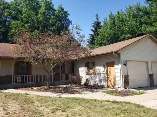 4677 Byron Center Ave