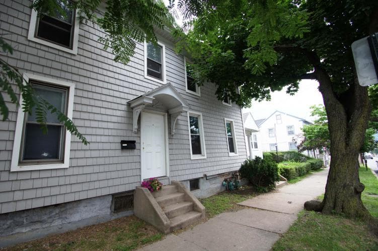 263 East St