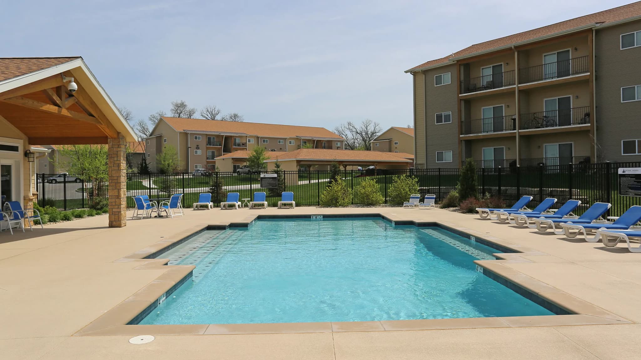 Scenic Woods Apartments