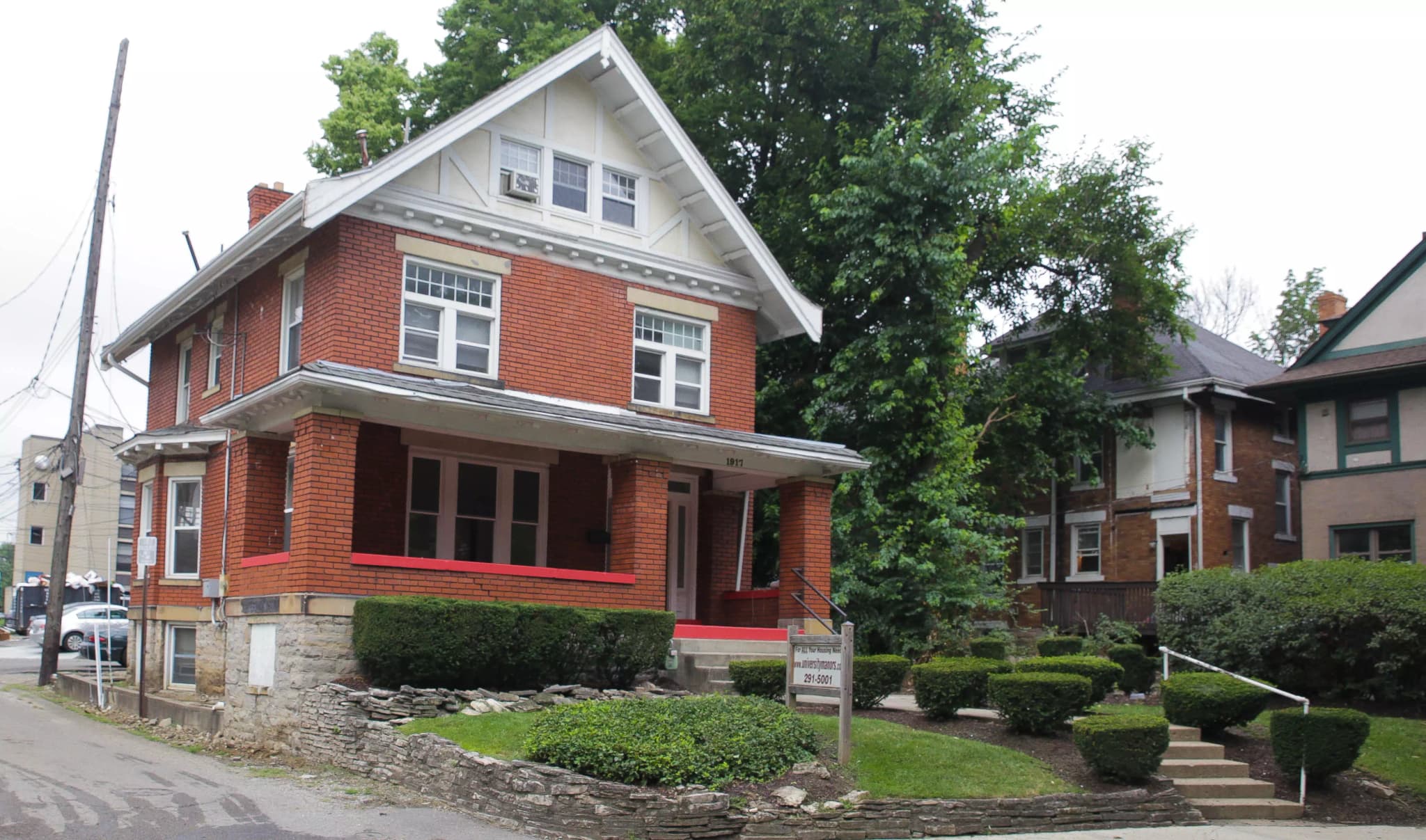 1917 Waldeck Ave