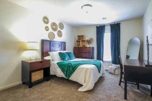 2909 Oliver
