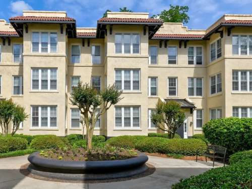 Broadway Apartments