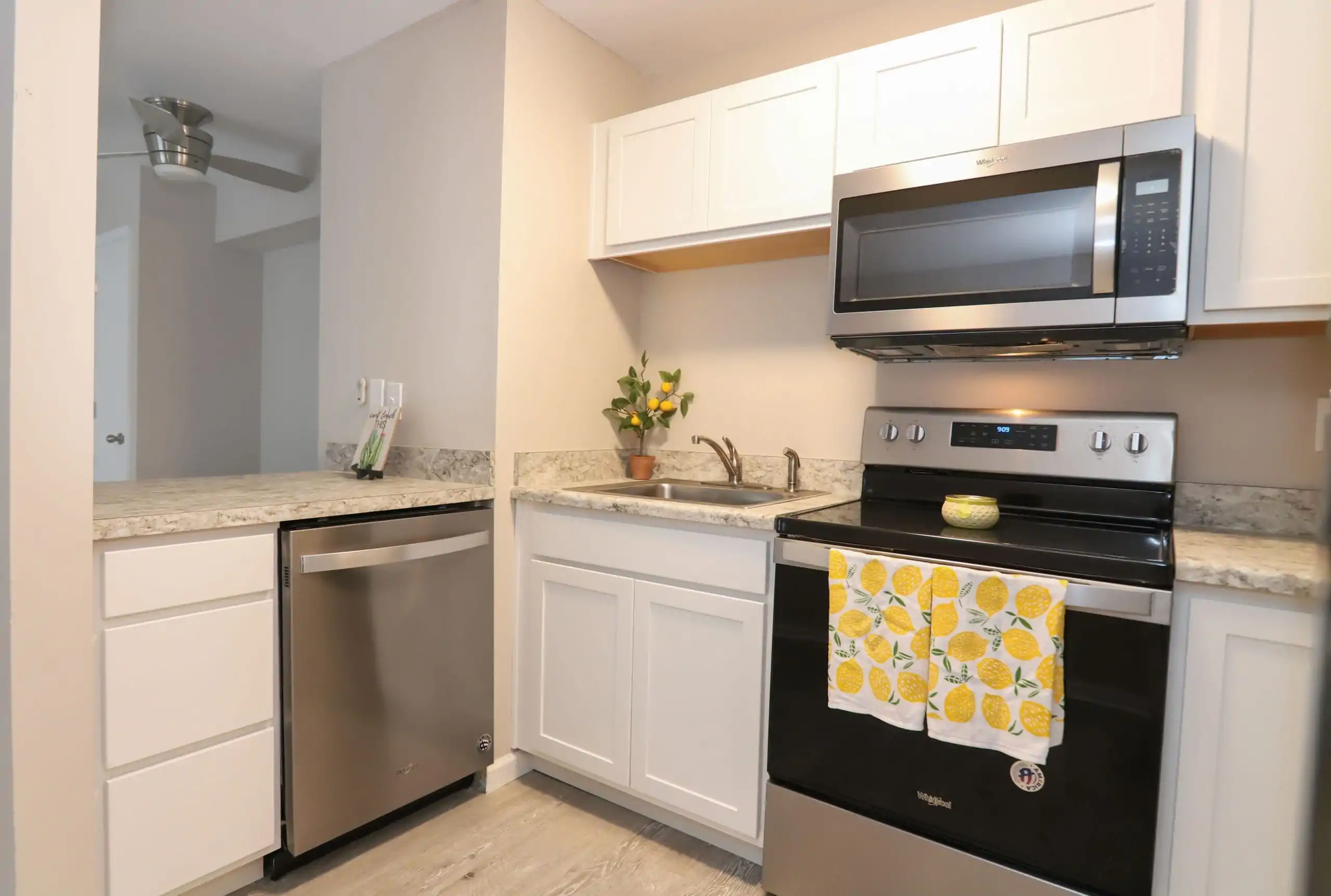 Limestone Square & Medical Villas Apartments