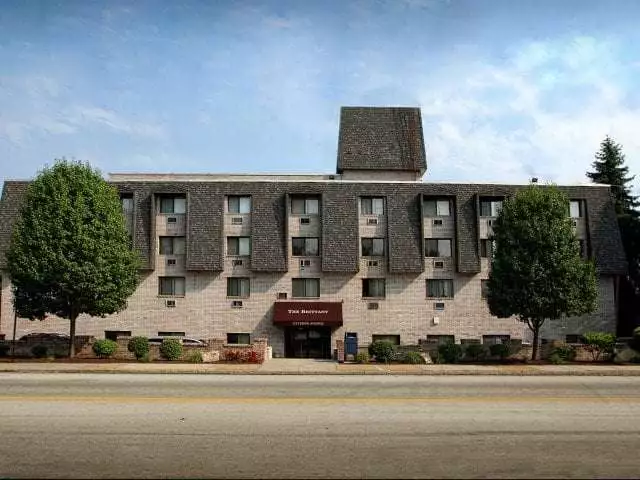 Brittany Apartments