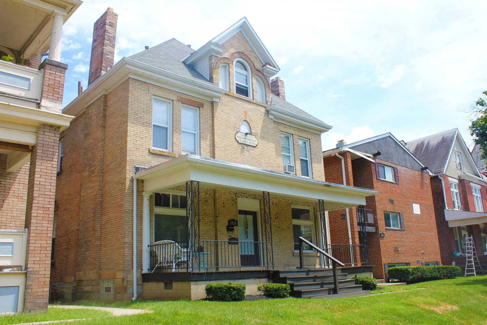 1528 Neil Ave