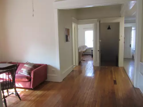 18-20 N Whiteoak St