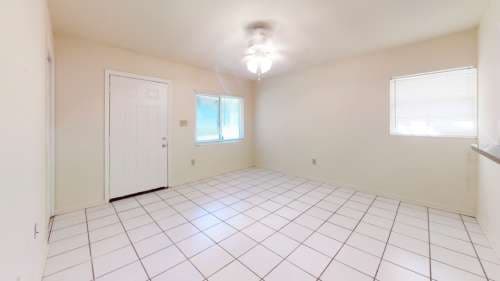 2101 Karen Ln