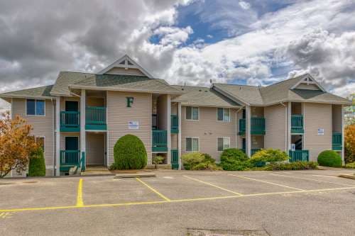 Pine Ridge Apartments