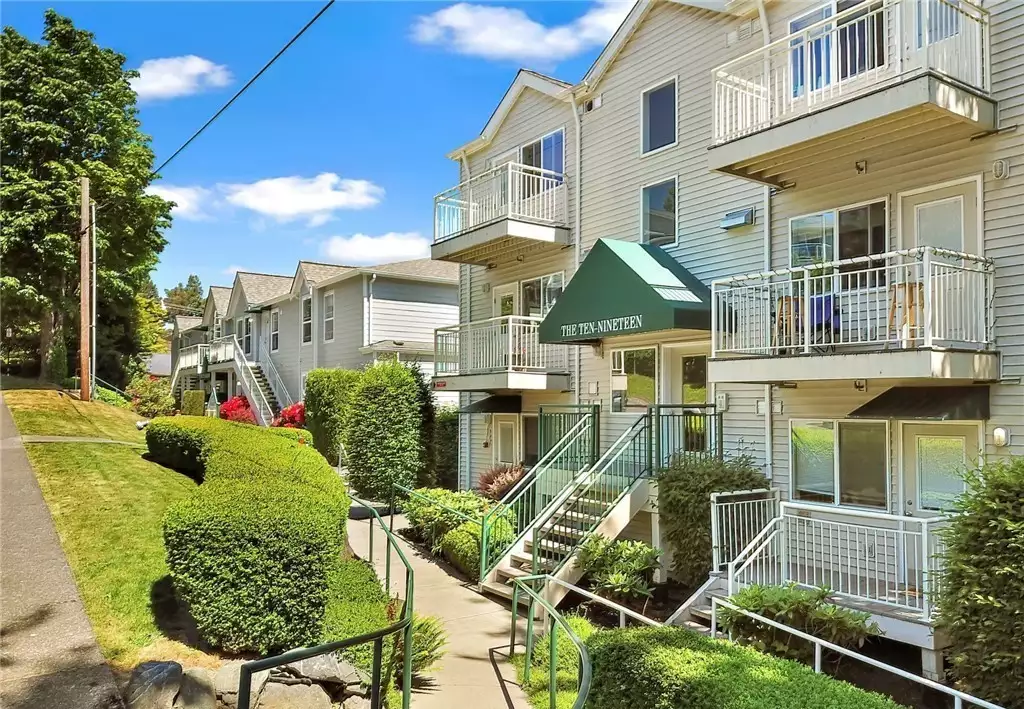 The Tens Apartments