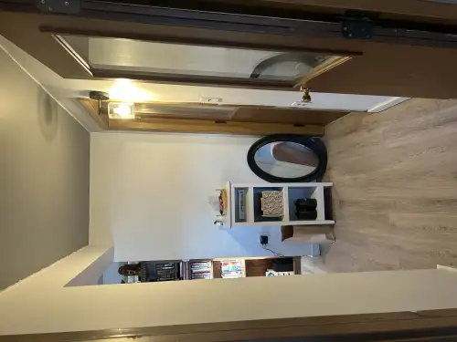 3 bedroom 1 bathroom