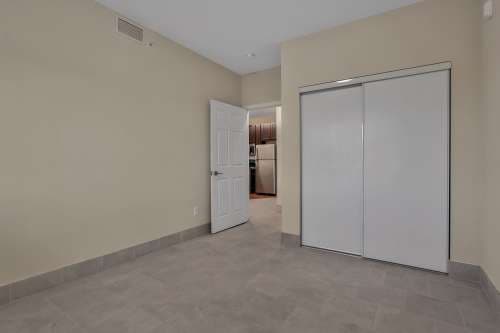 Elmwood Properties - 1040 Como Ave. SE