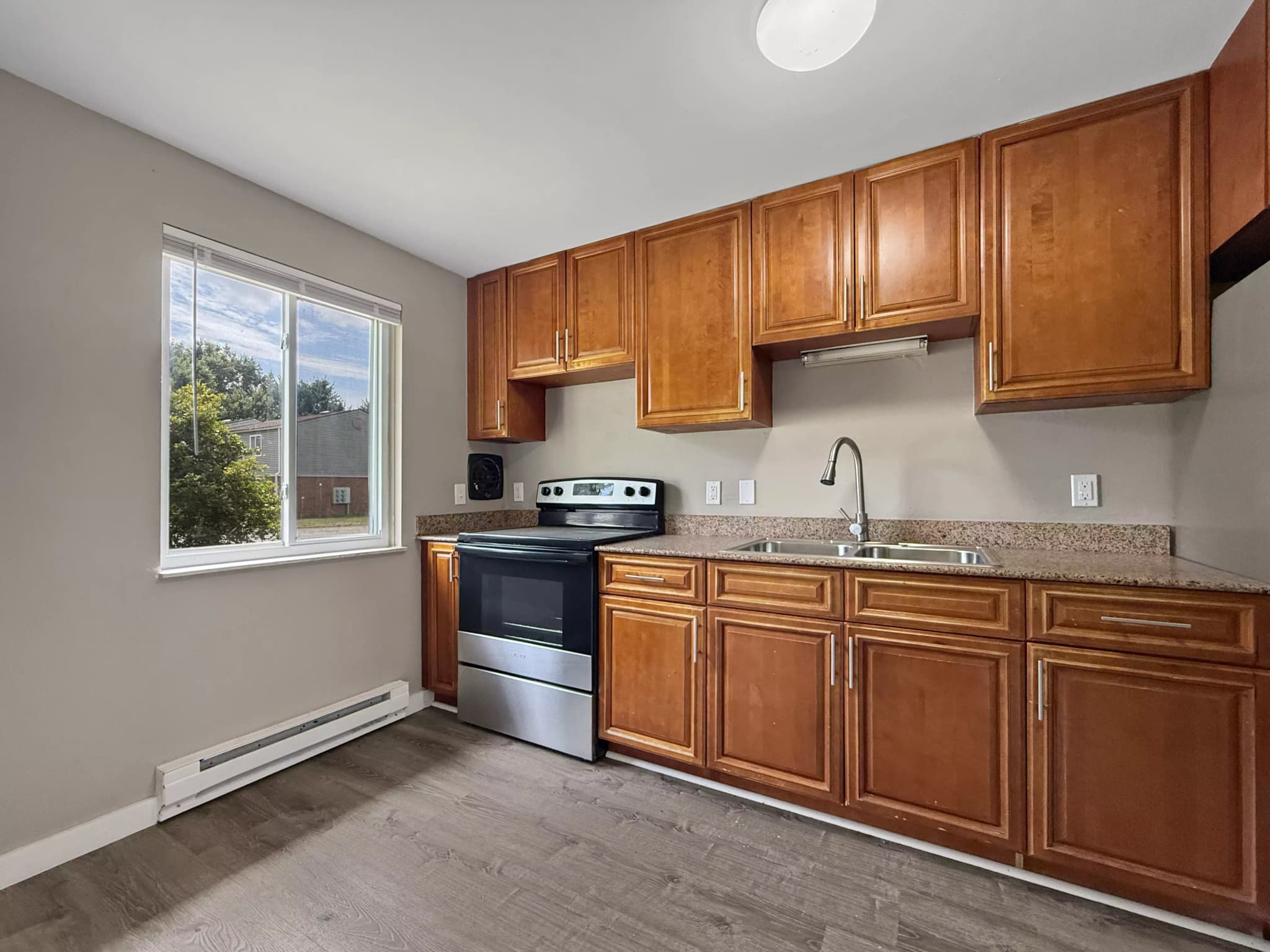 634 Properties- Newly Renovated Apartments & Townhomes