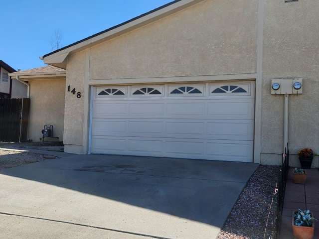 MOVE IN SPECIAL 1/2 OFF FIRST FULL MONTHS RENT. ALL PROSPECTIVE TENANTS MUST SUBMIT A $58 NON-REFUNDABLE APPLICATION FEE PER APPLICANT ONLINE AND BE PRE-QUALIFIED PRIOR TO ANY SHOWINGS