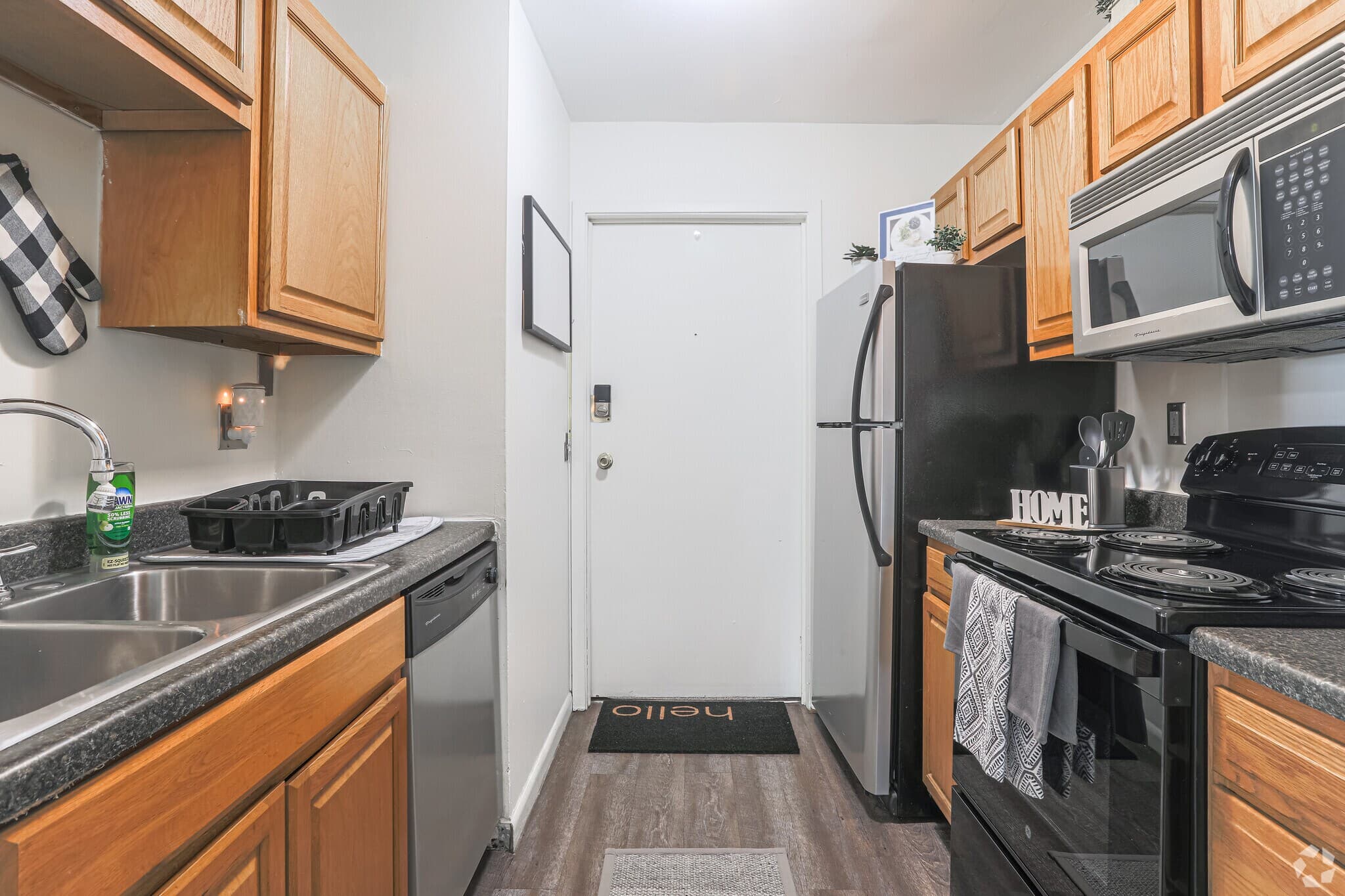 The Edge at 1815 - Student Housing