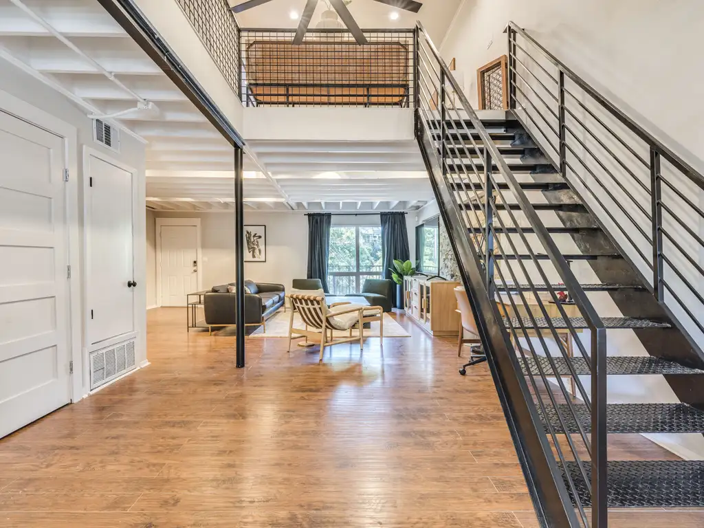 Riverwalk Condo