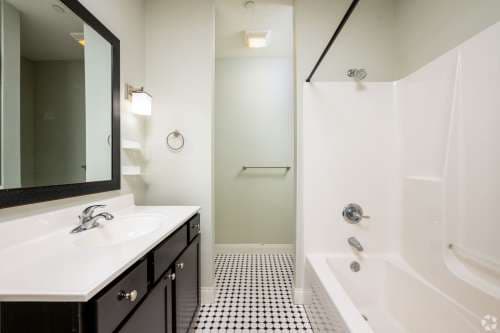 7 Ten Apartments
