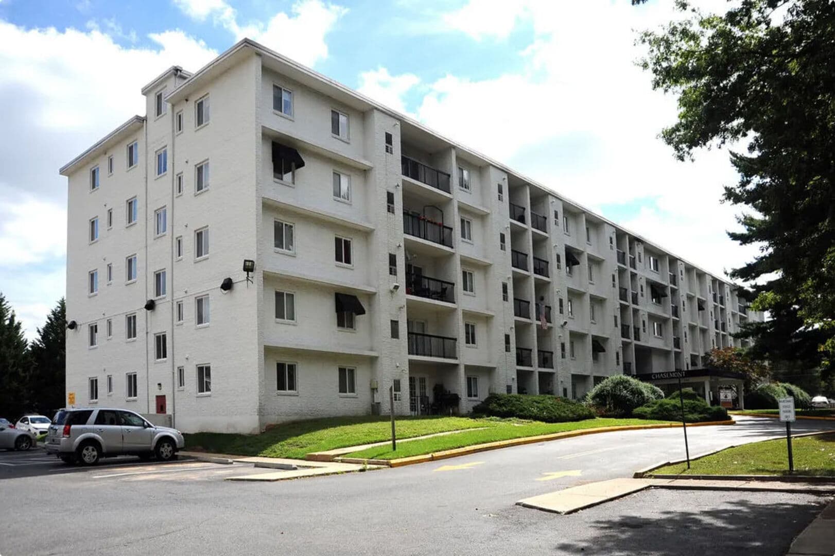 Chasemont Apartments