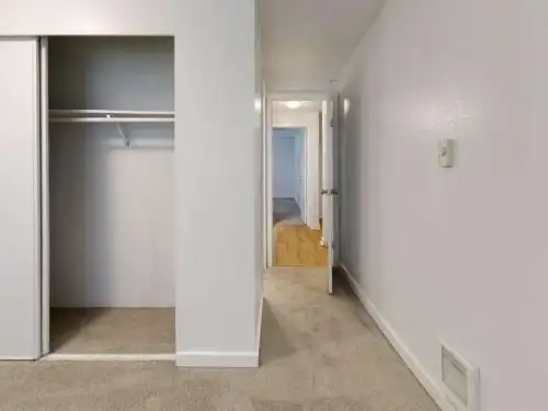 Ellyson Apartment Homes