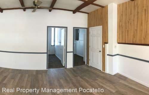 418 W Custer
