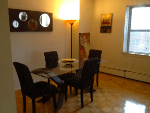 Mega Harlem townhouse 1br