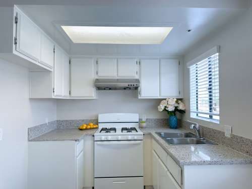 1009 S. Benito Ave
